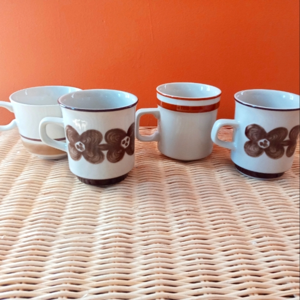 4 MCM BOHO Neutral Stone Ware Mugs